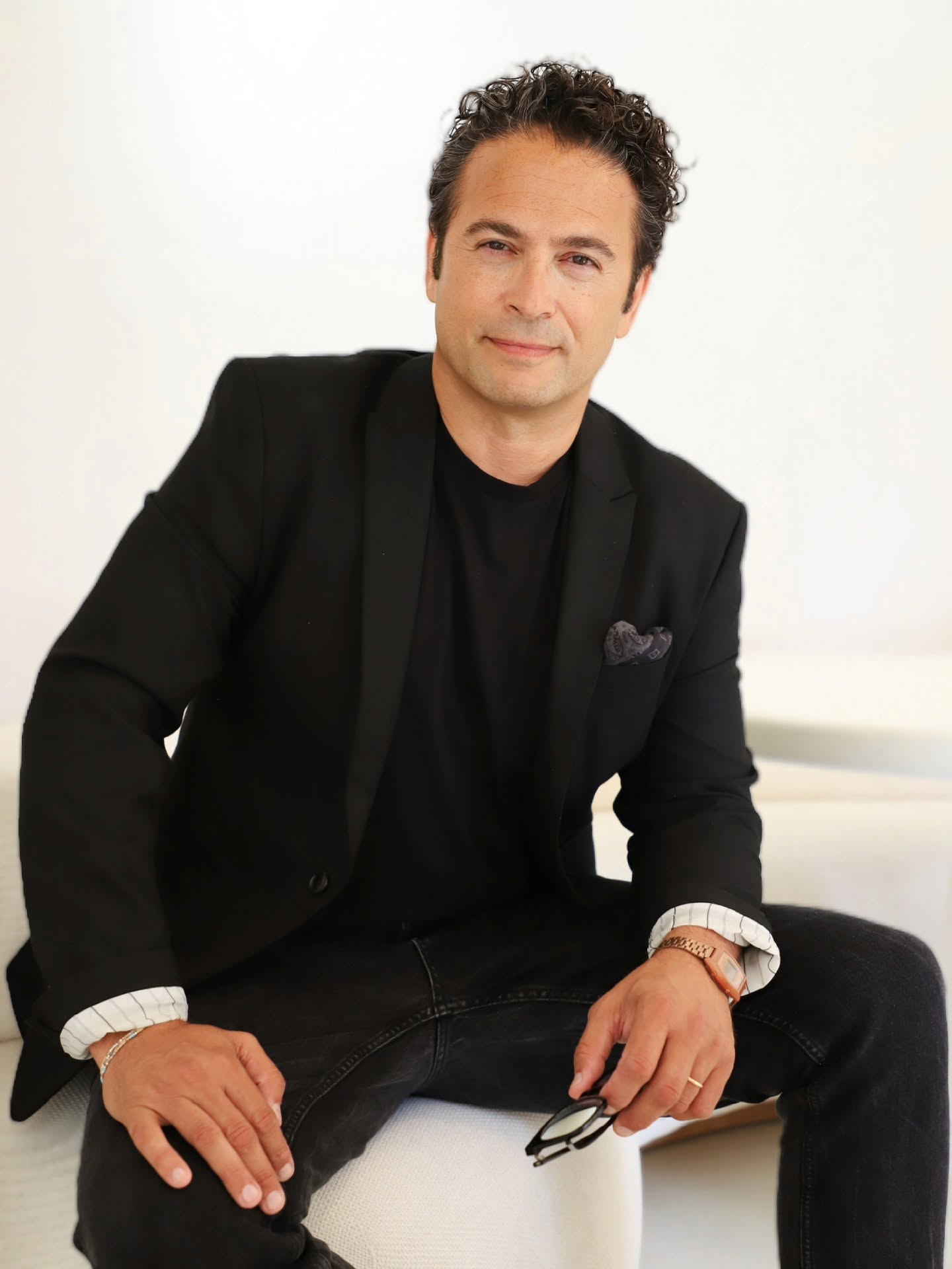 Portrait by Revamp Media Agency